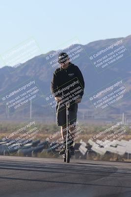 media/Oct-30-2025-Racers Edge (Thu) [[dabbdaf680]]/1-Around the Pits- Track Walk/